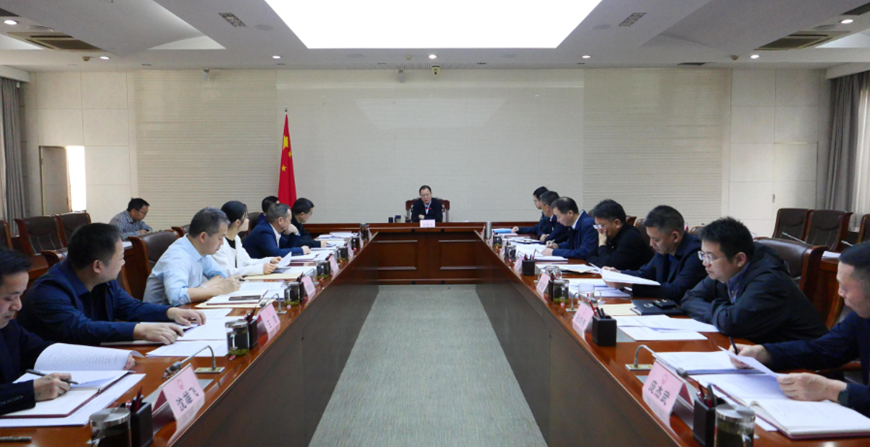 周振宇在市政府黨組會(huì)議暨市長(zhǎng)碰頭會(huì)上強(qiáng)調(diào)：加壓奮進(jìn) 齊心協(xié)力 確保全面完成全年目標(biāo)任務(wù)